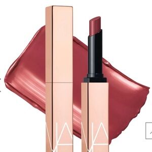 NARS Afterglow Sensual Shine
Lipstick Turned On 321 BERRY RED NIB